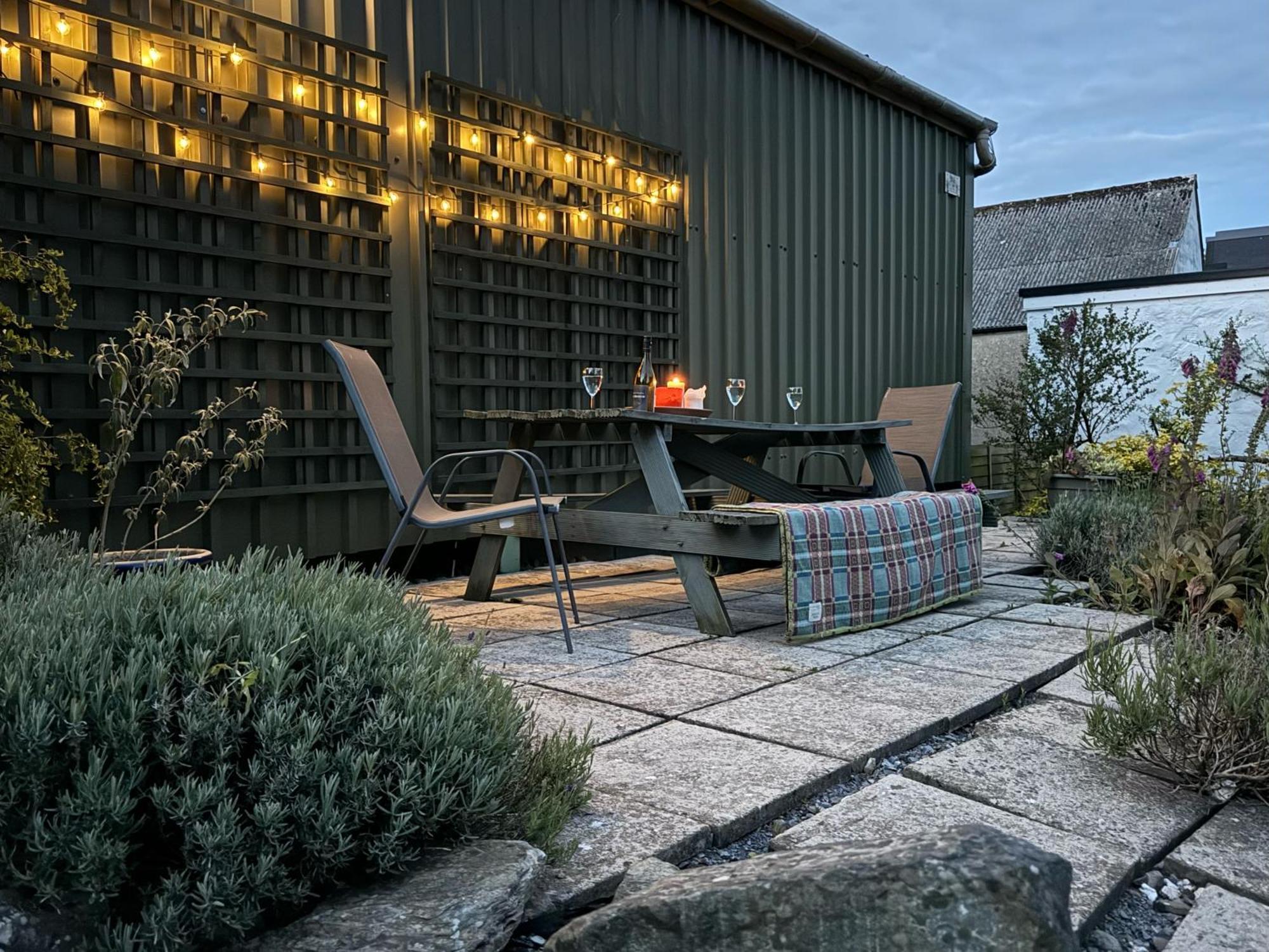 The Farmhouse Newport  Exterior foto